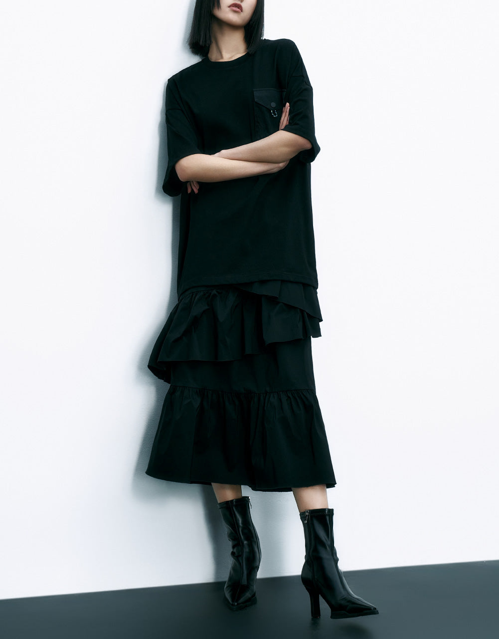 Pocket Detail Crew Neck T-Shirt