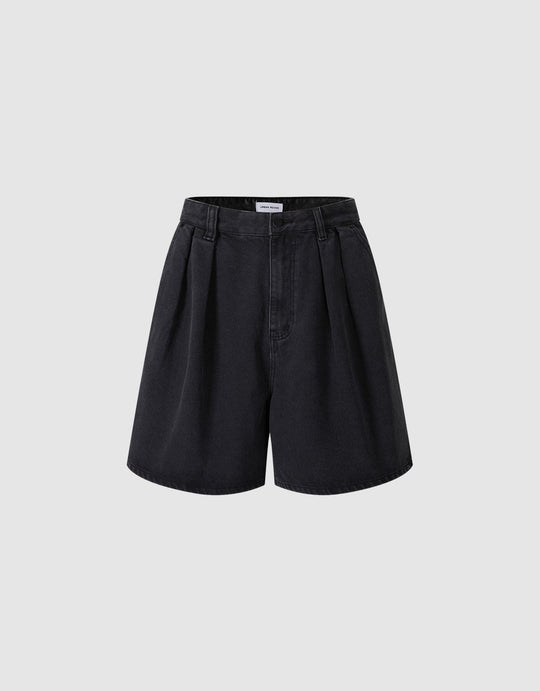 Oversized Pleated Shorts