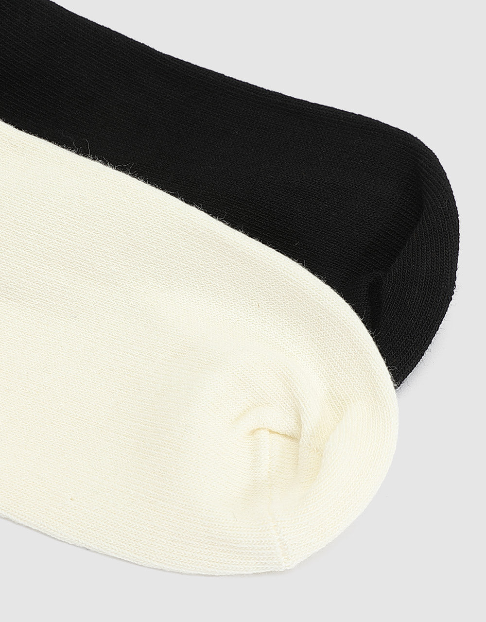 2-Pack Of Colorblock Socks
