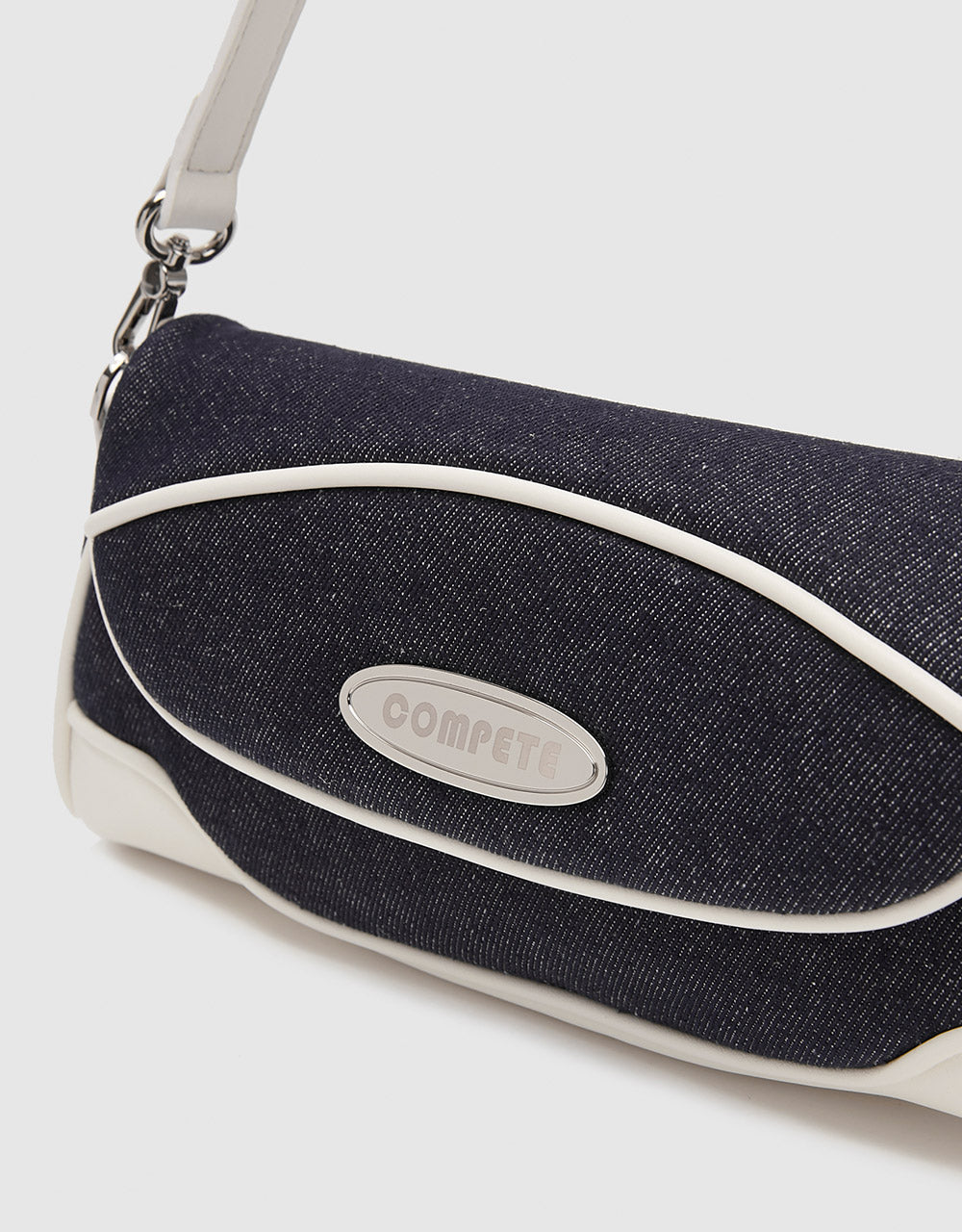 Contrast Trim Denim Shoulder Bag