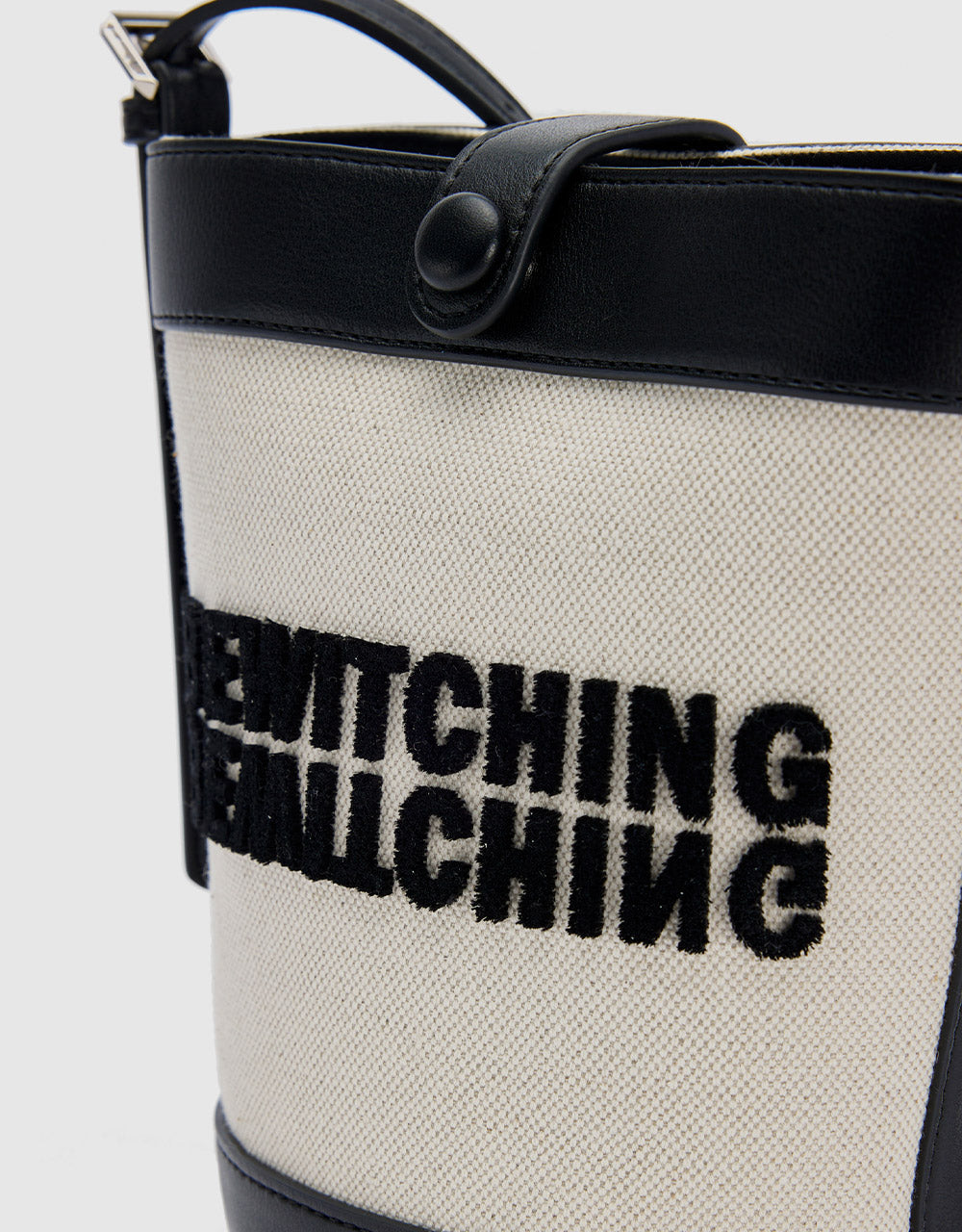 Contrast Letter Bucket Bag