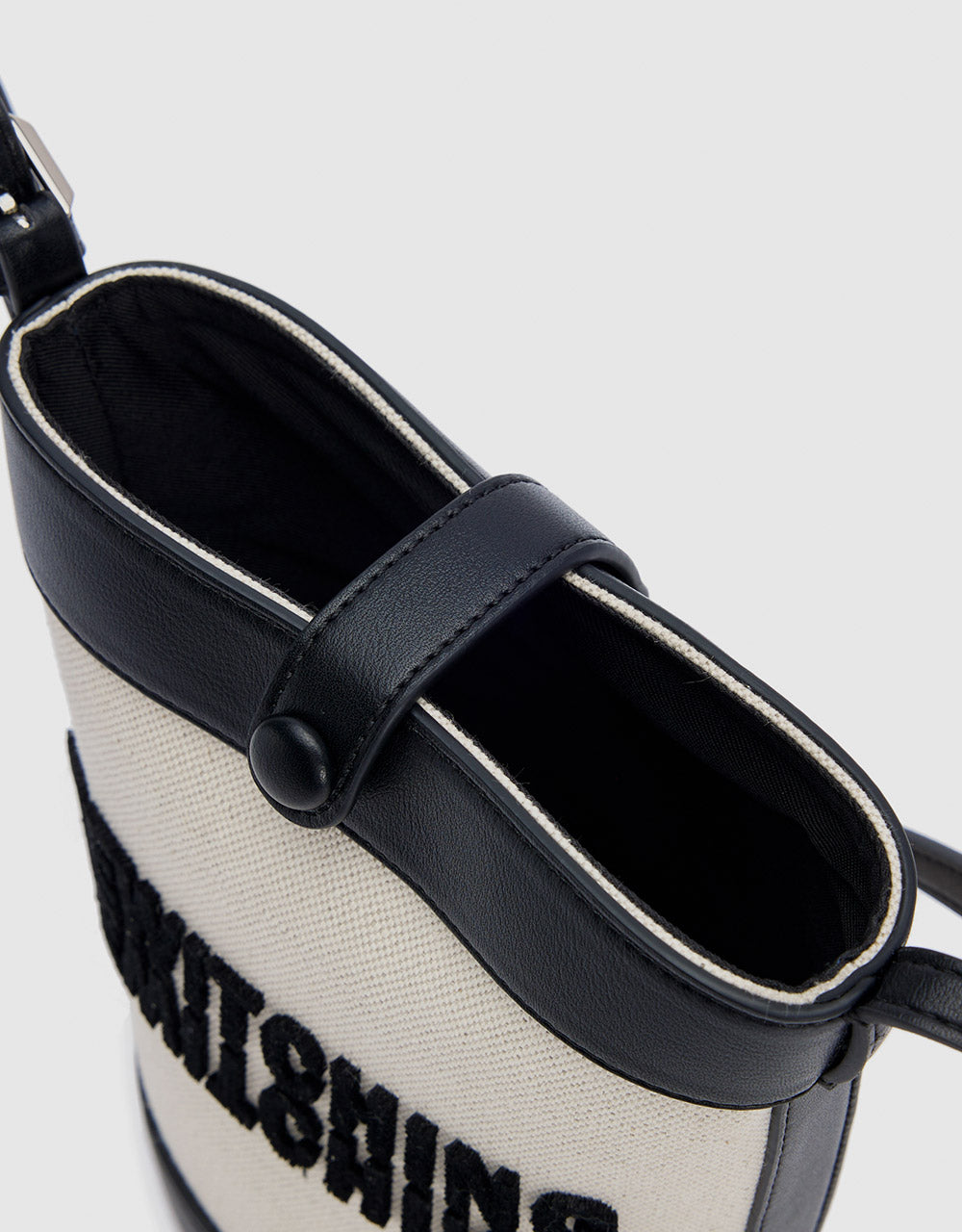 Contrast Letter Bucket Bag