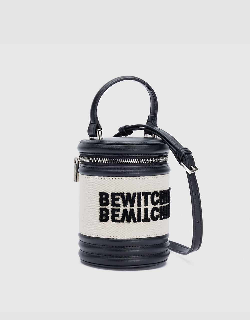 Contrast Letter Bucket Bag