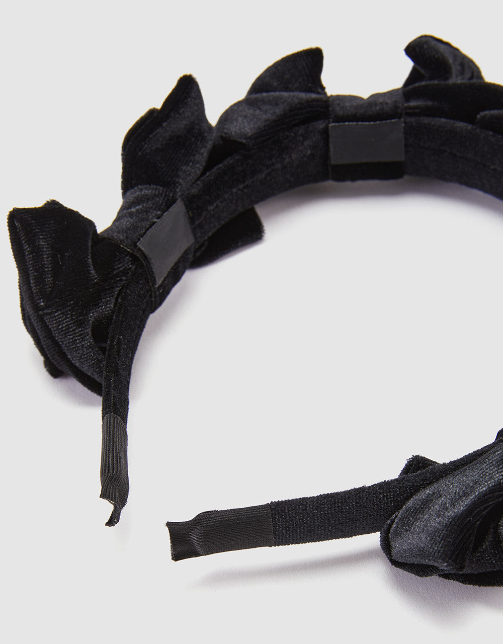 Bow Detail Ruched Headband