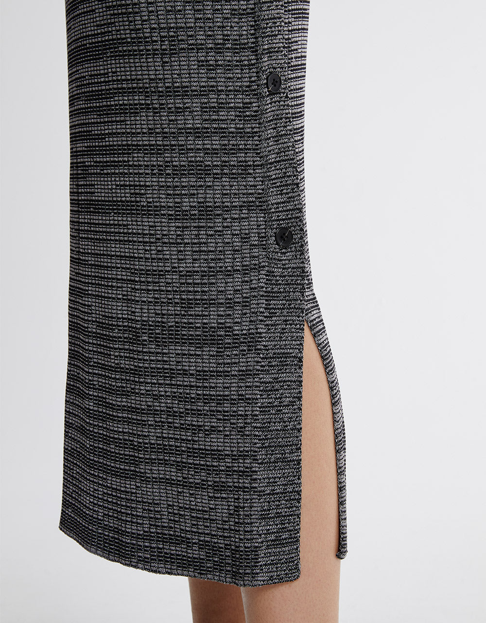 Textured Long Knitted Skirt