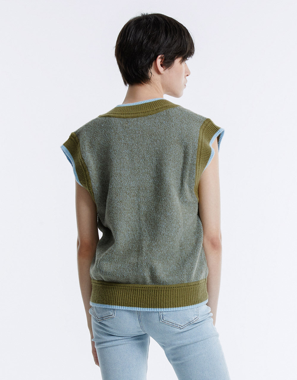Contrast Color Sweater Vest