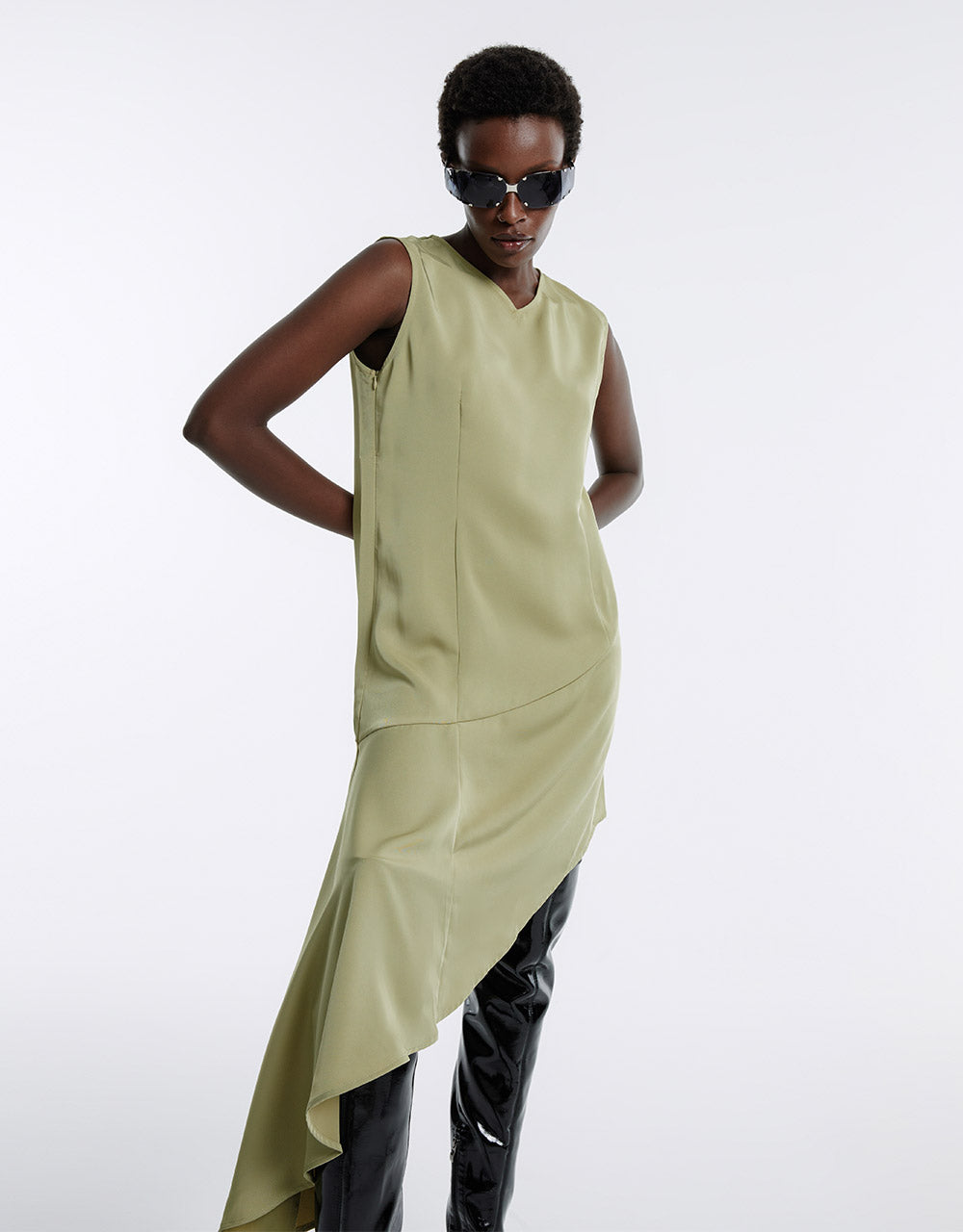 Asymmetrical Hem Sleeveless Dress
