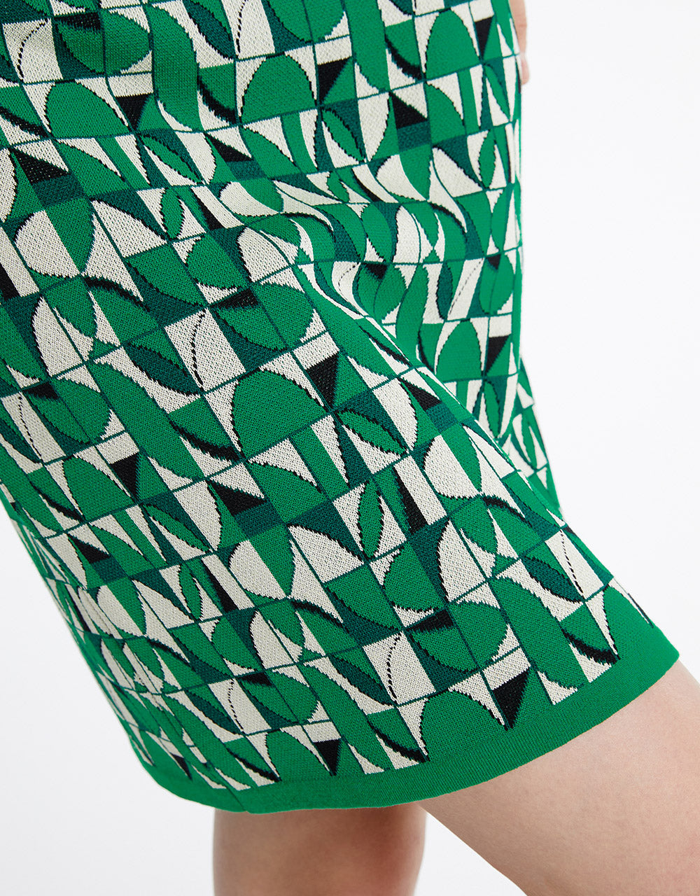 Geometric Print Knitted Skirt