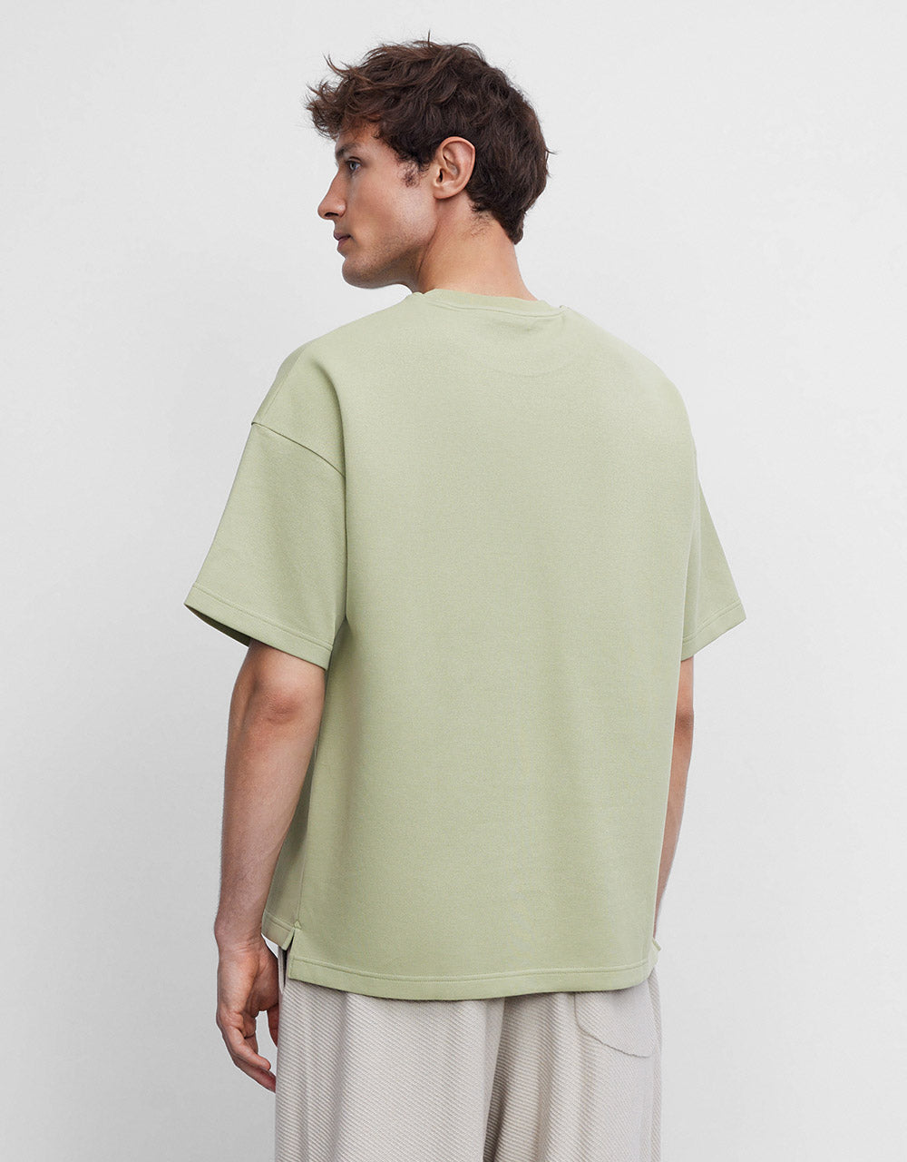 Basic T-Shirt
