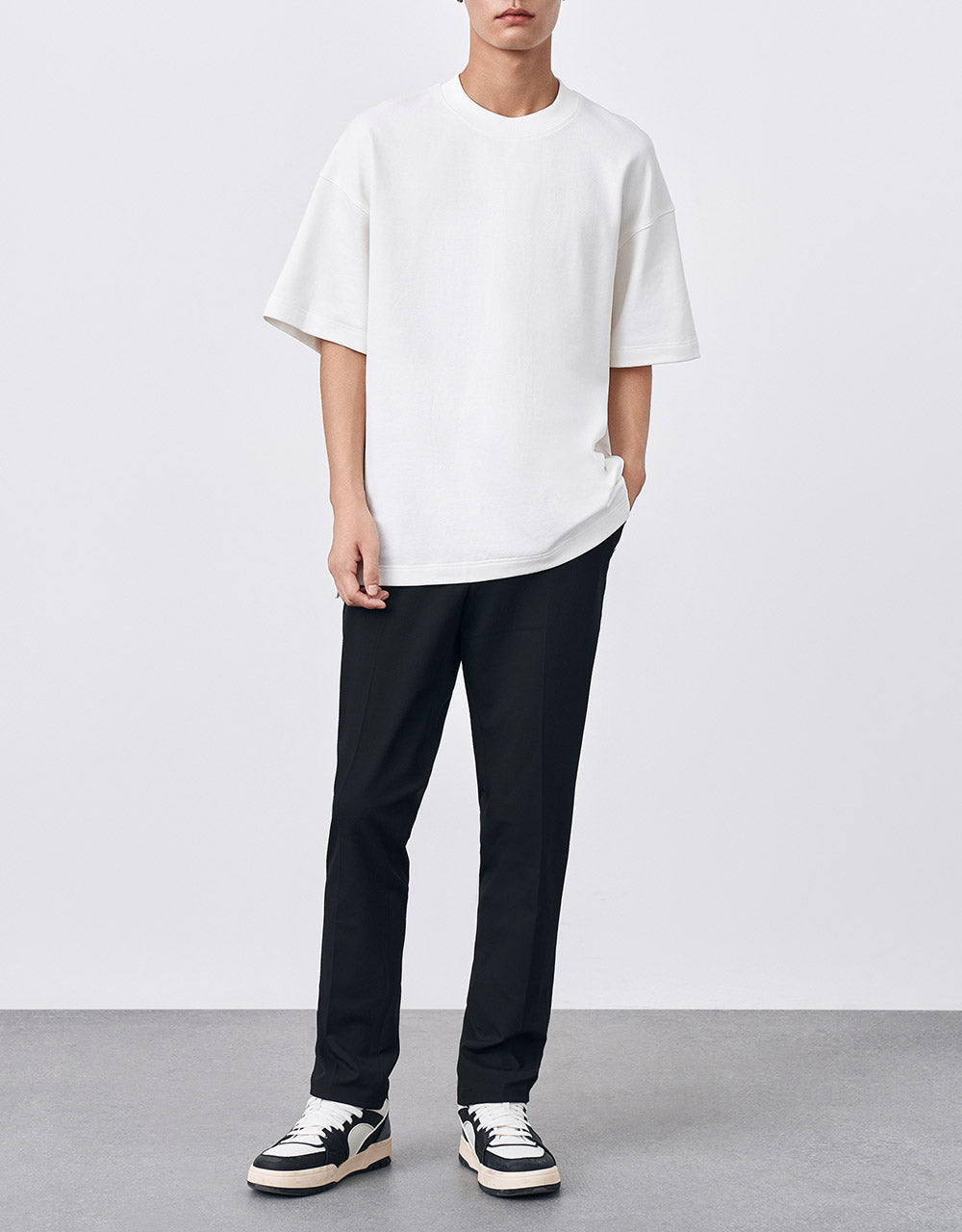 Basic T-Shirt