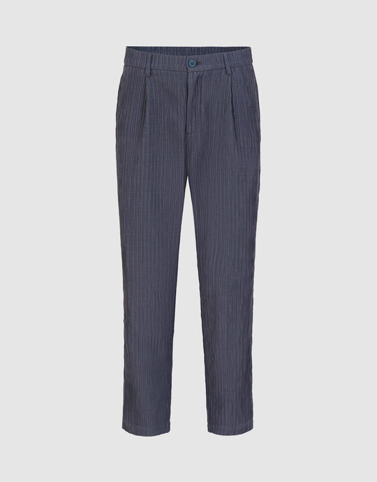 Textured Pleated Straight Pants