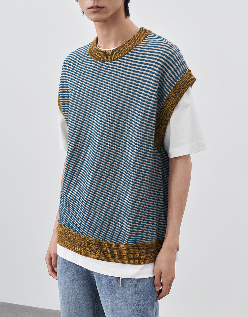 Contrast Color Sweater Vest