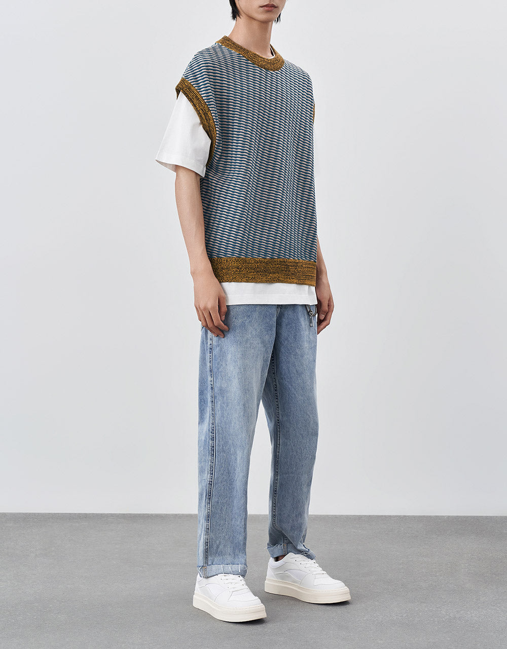 Contrast Color Sweater Vest