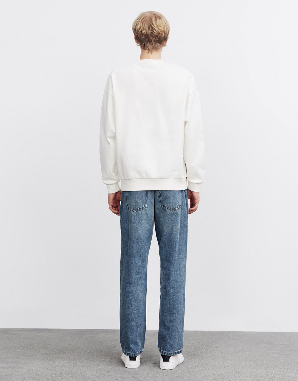 Mid Waist Straight Jeans