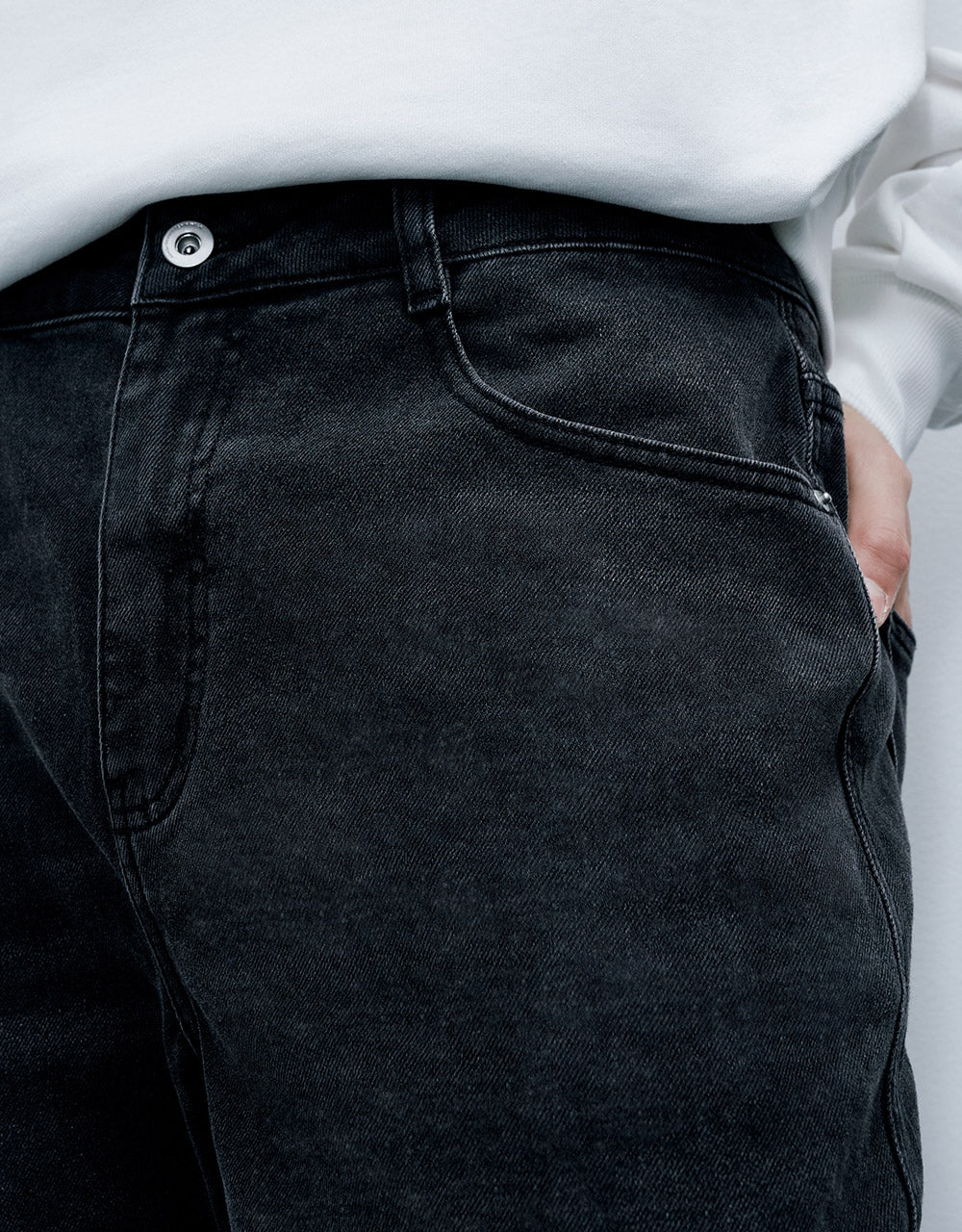 Contrast Stitch Straight Jeans