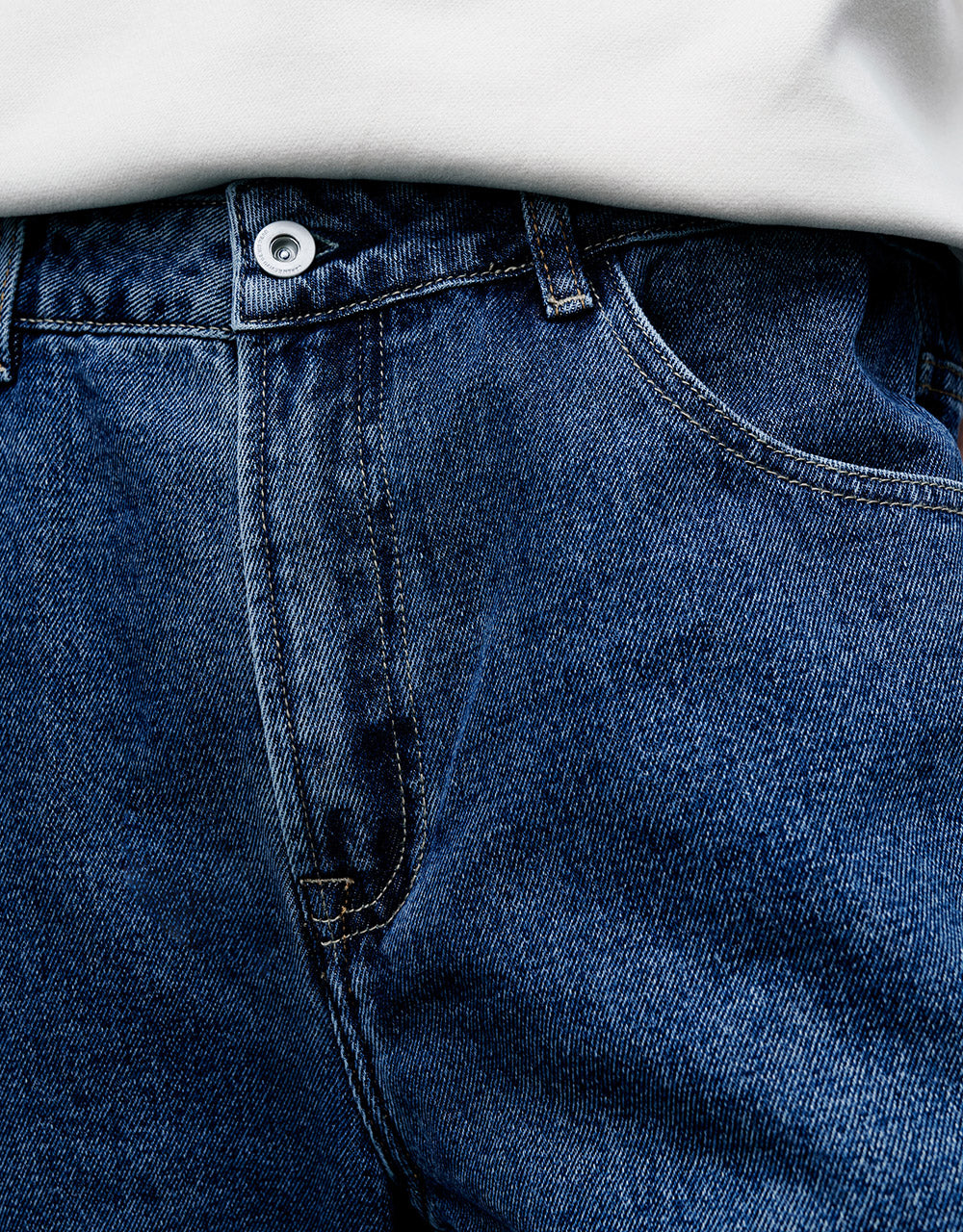 Mid Waist Straight Jeans