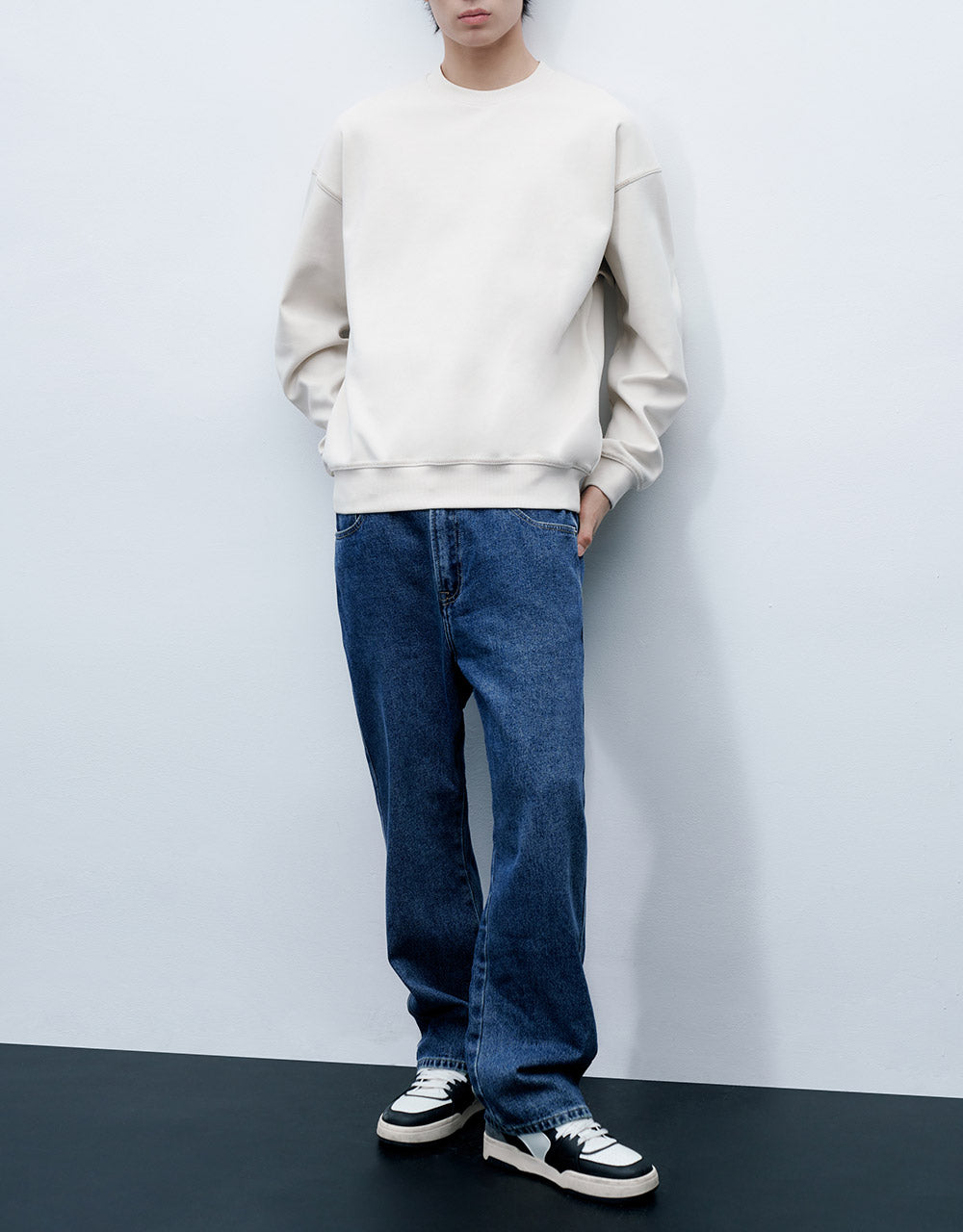 Mid Waist Straight Jeans