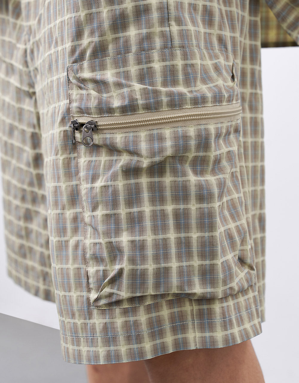 Elastic Waist Plaid Shorts
