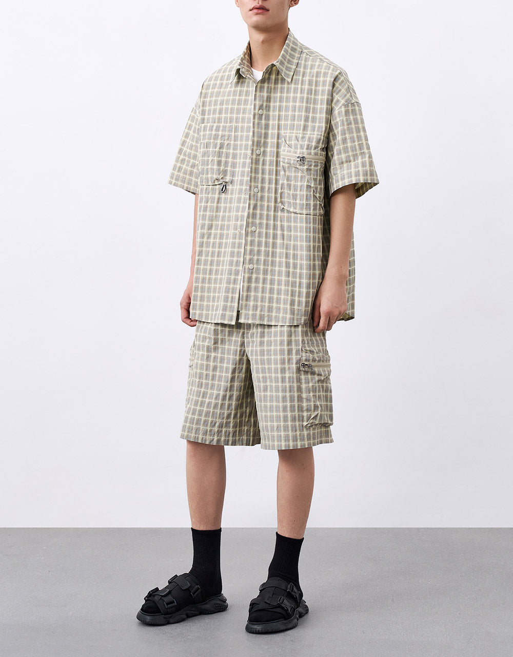 Elastic Waist Plaid Shorts