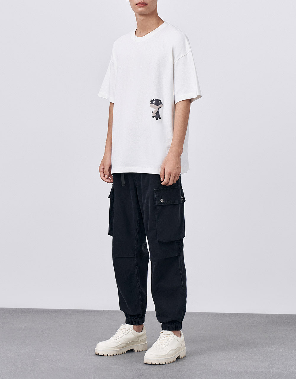 Utility Pocket Belted Jogger Jeans