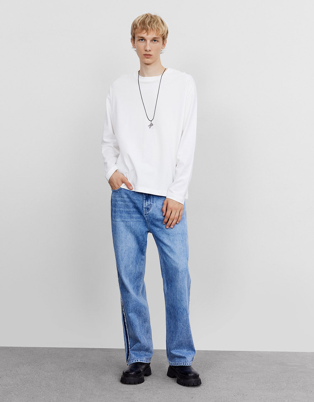 Raw Trim Straight Jeans