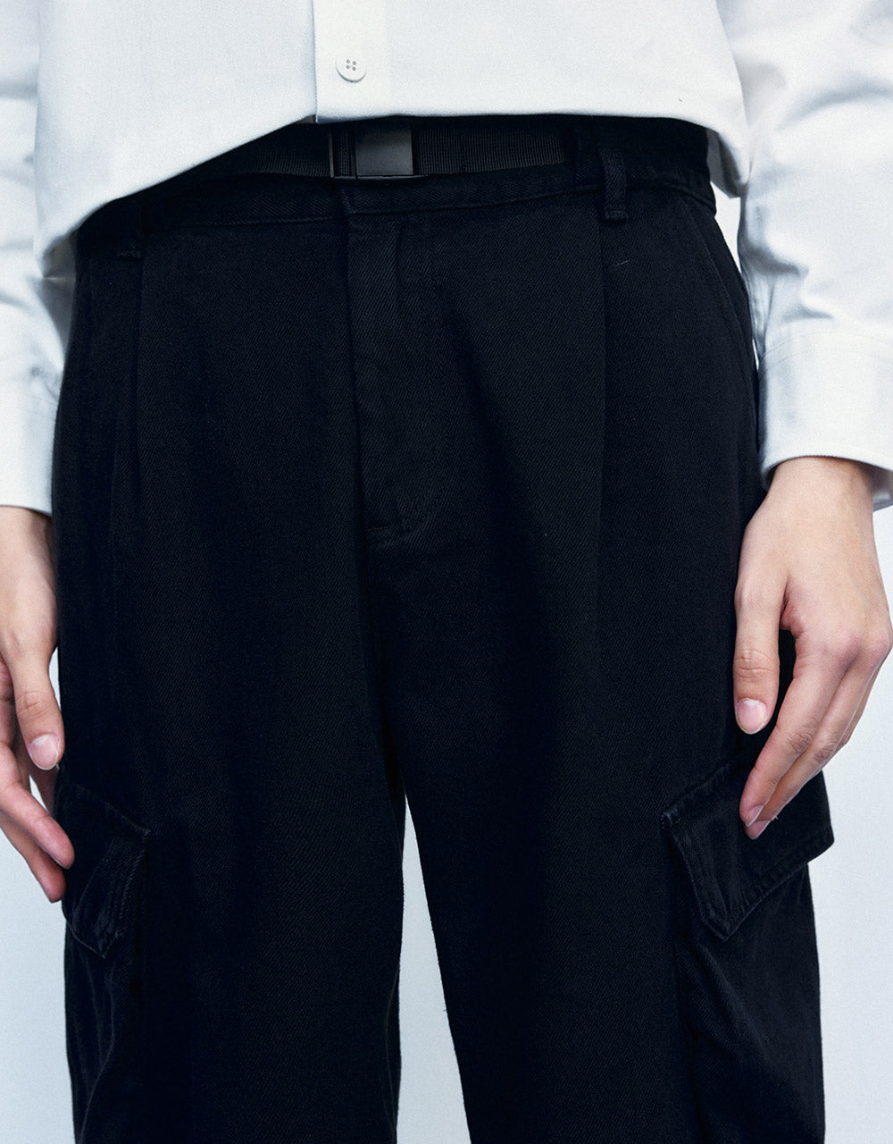 Utility Pocket Belted Jogger Jeans