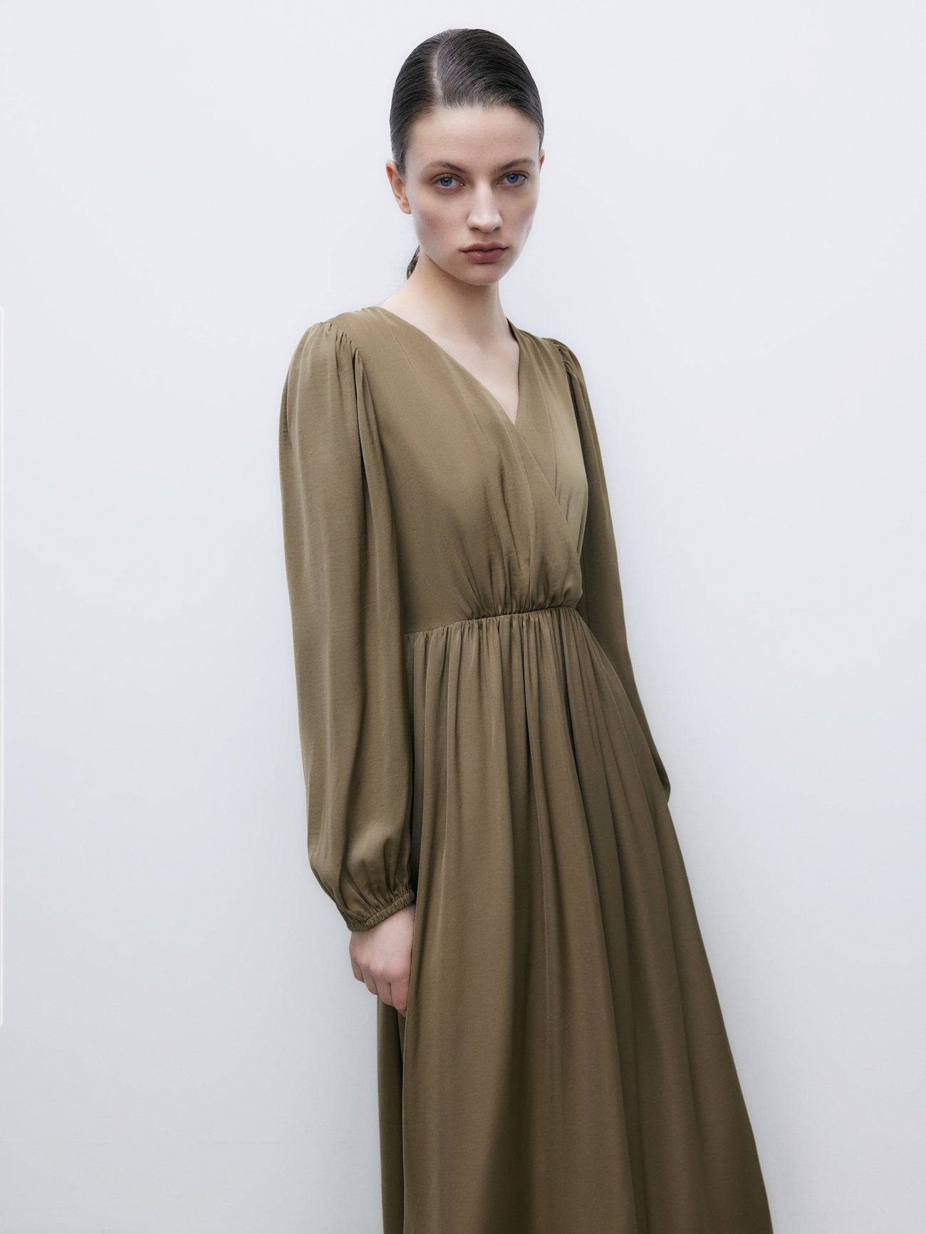 Standard Sleeve V-Neck Skater Dress