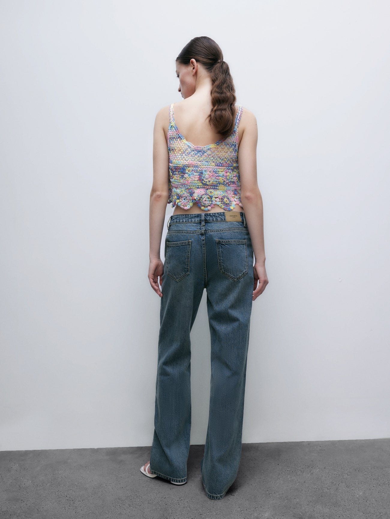 Sleeveless Embroidered Knitted Top