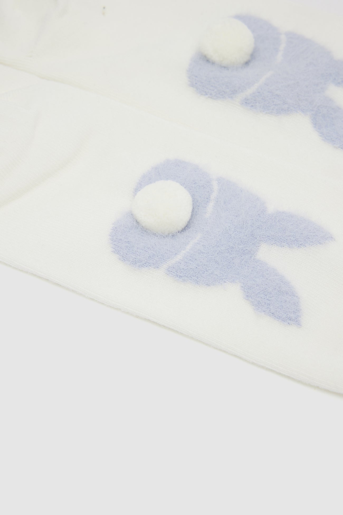 Bunny Pom Pom Décor Mid-Length Socks
