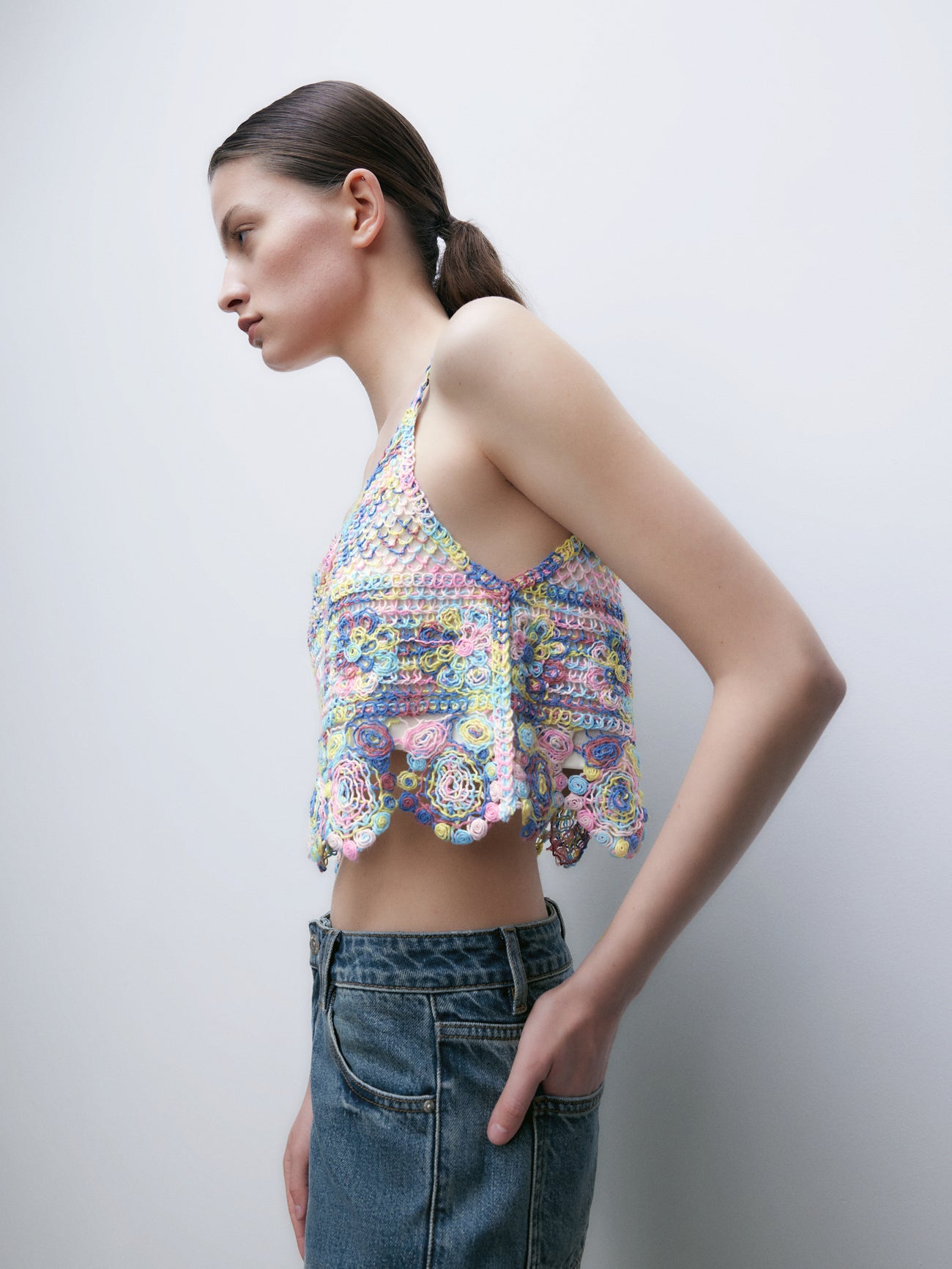 Sleeveless Embroidered Knitted Top