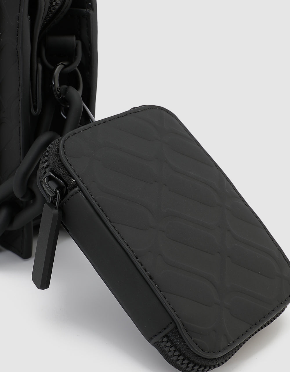 Chain Detail Bag With Pouch