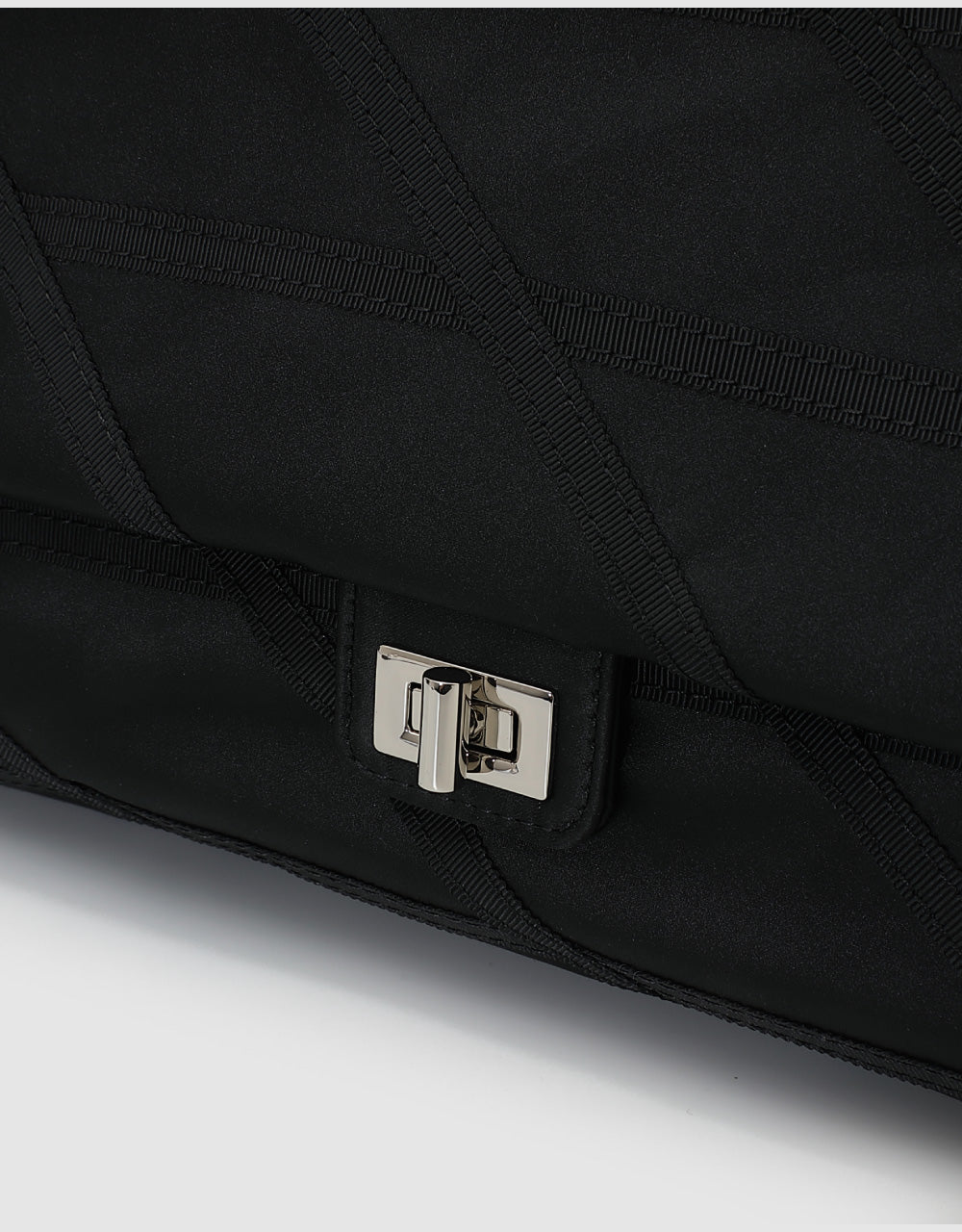 Diamond Checkerboard Shoulder Bag