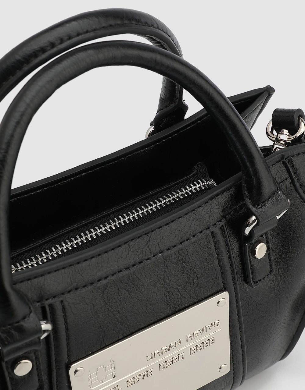 Metal Plate Detail Shoulder Bag