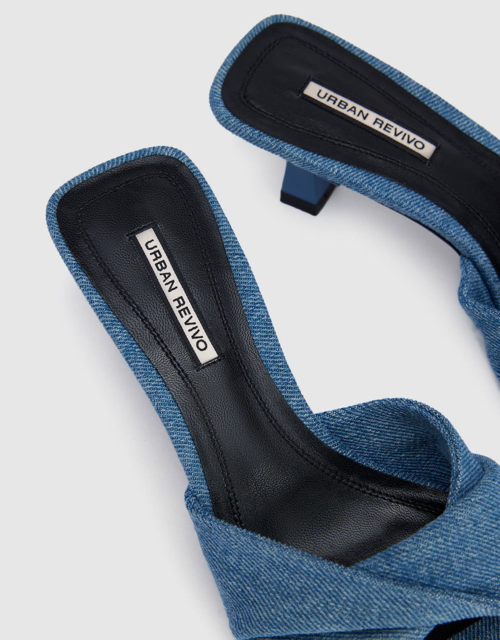 Pointed Toe Slippers