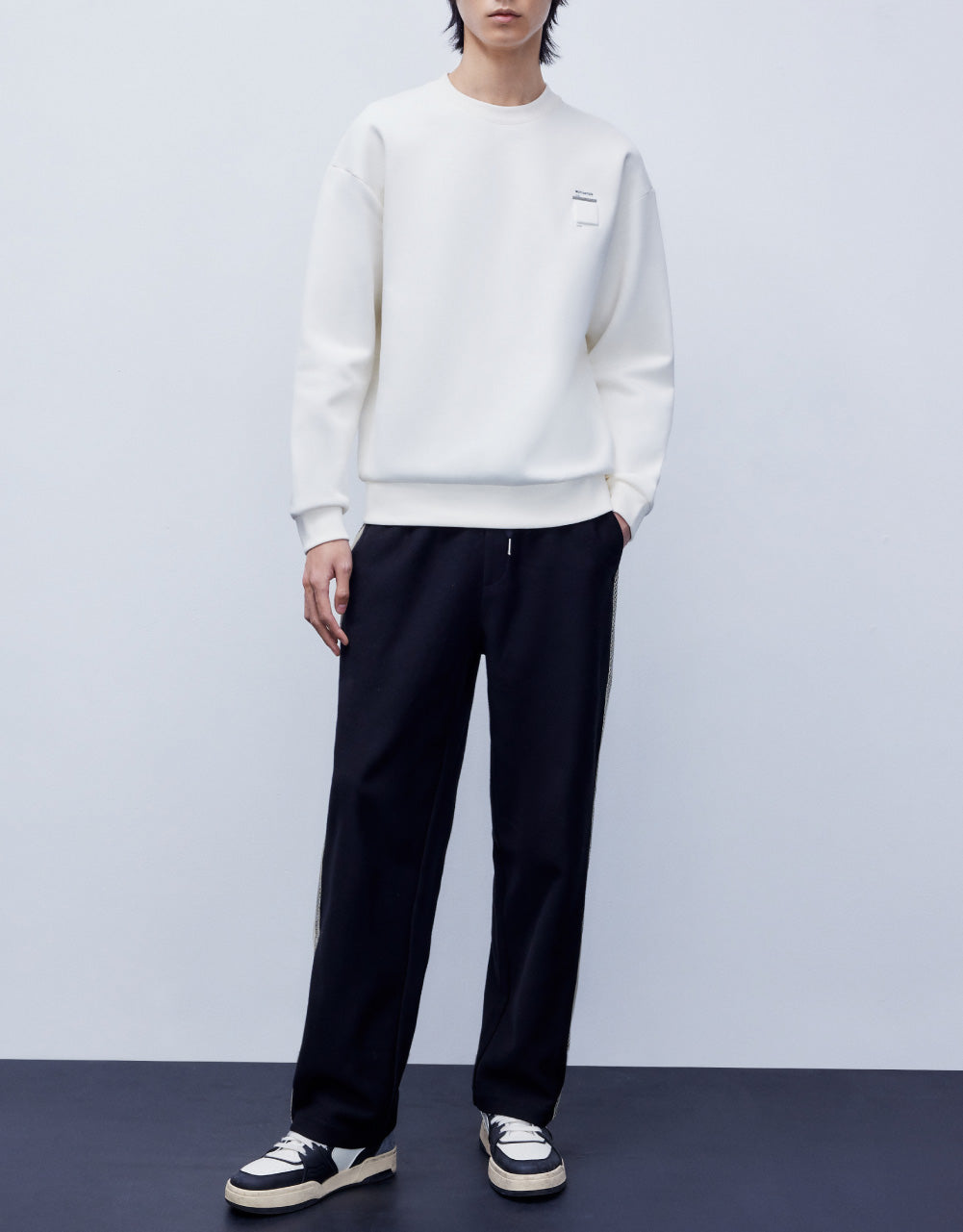 3D Cube Detail Sweatshirt