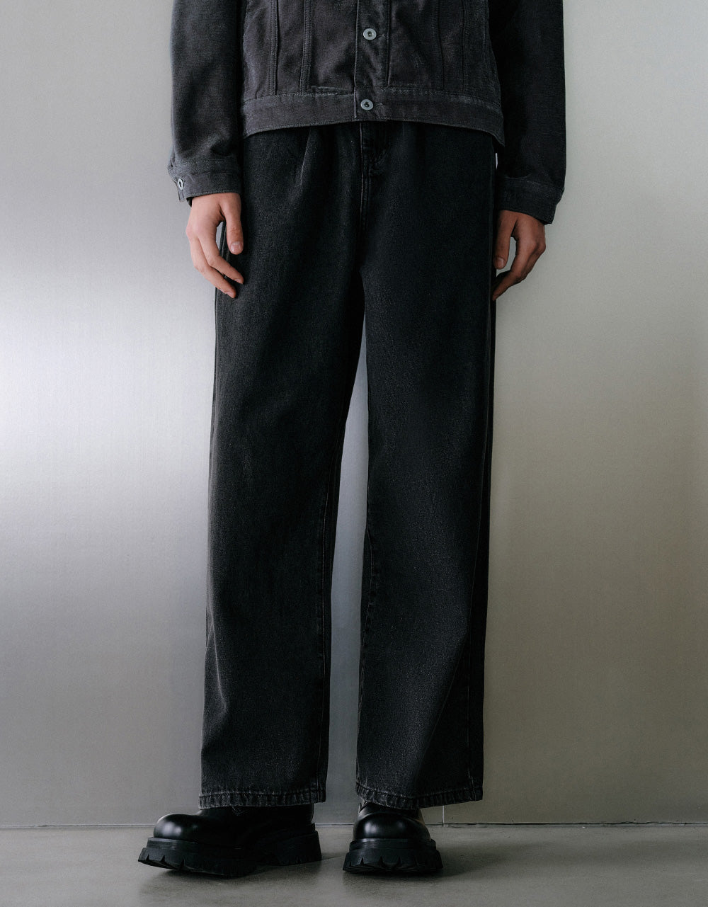 Oversized Wide Leg Jeans