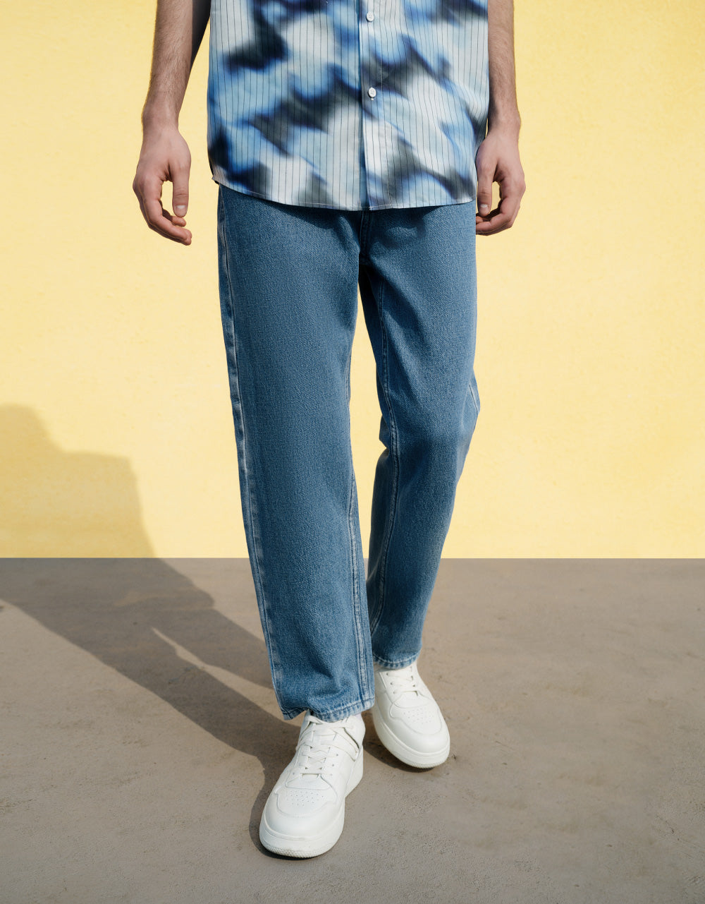 Straight Jeans With Faded Edges