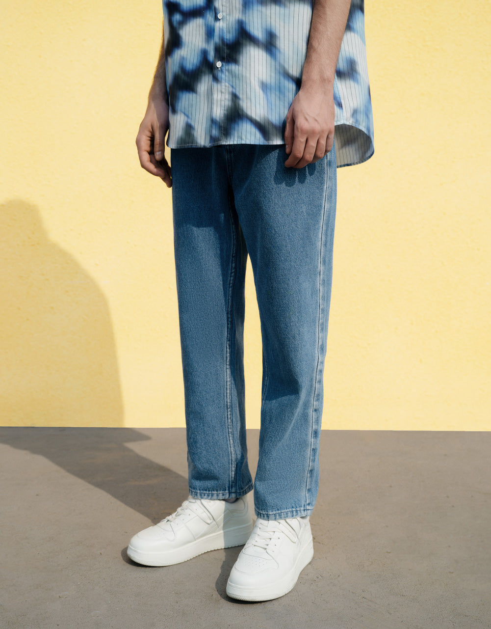 Straight Jeans With Faded Edges