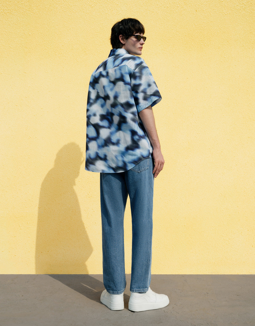 Straight Jeans With Faded Edges