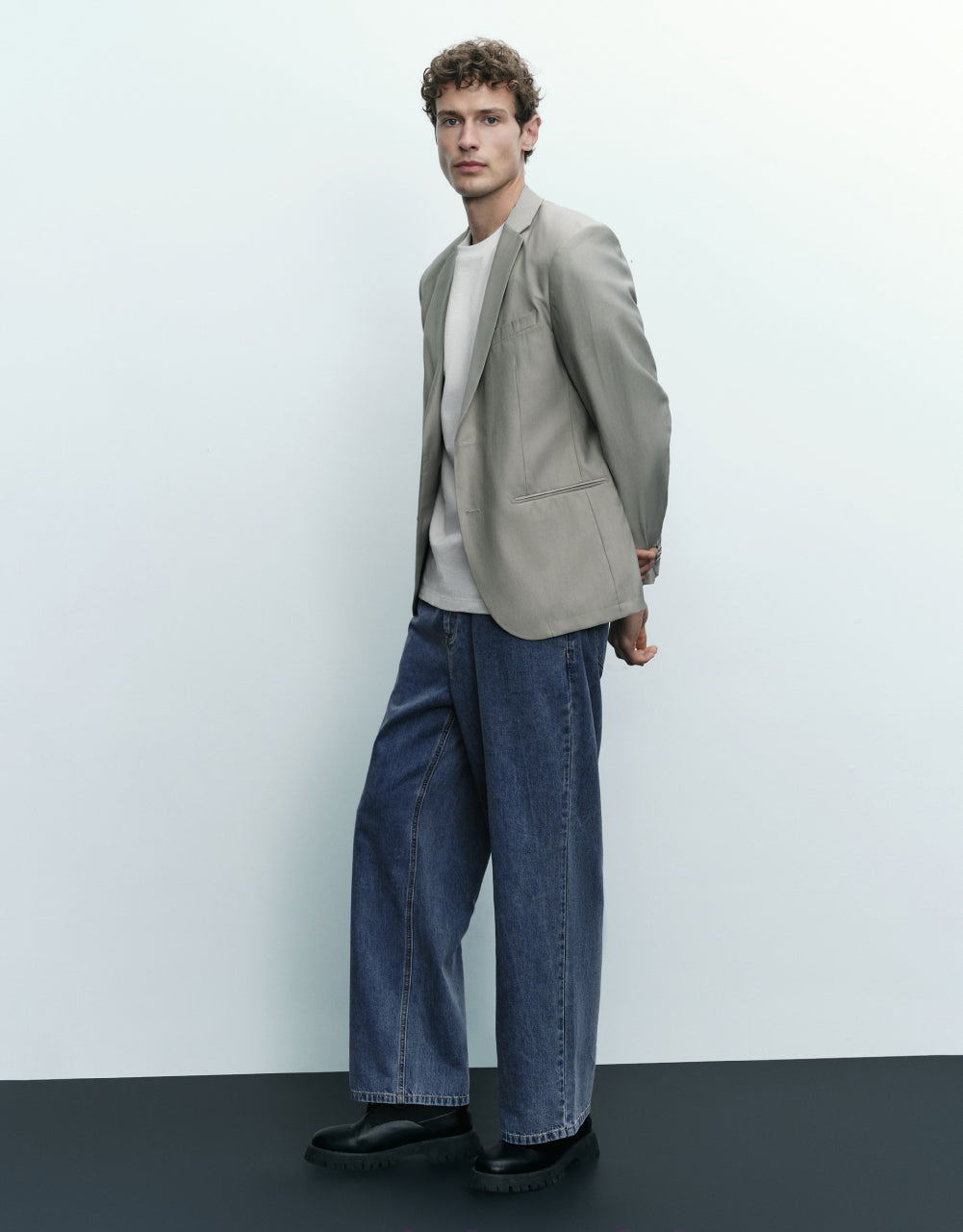 Mid-Waist Straight Jeans