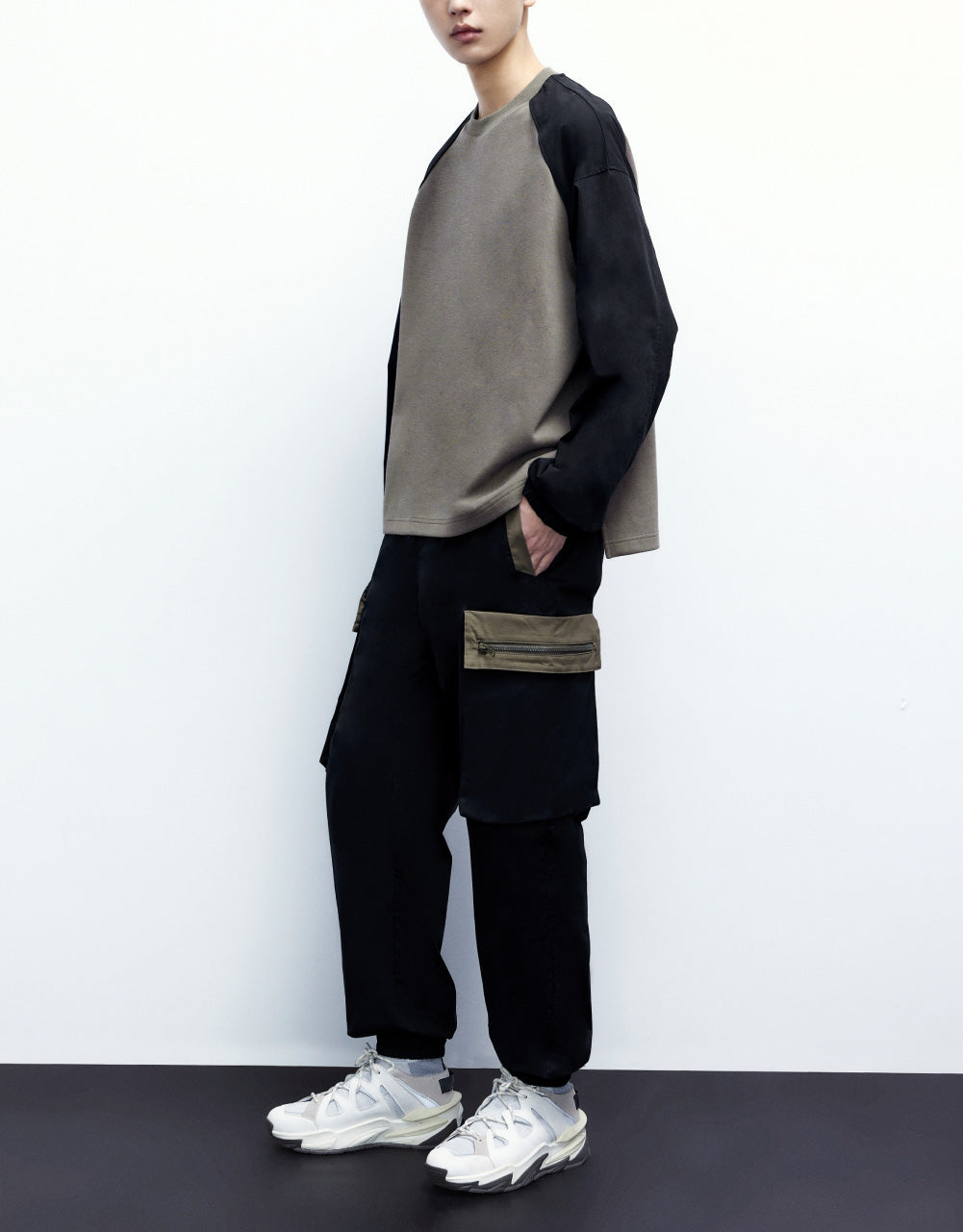 Contrast Crew Neck T-Shirt