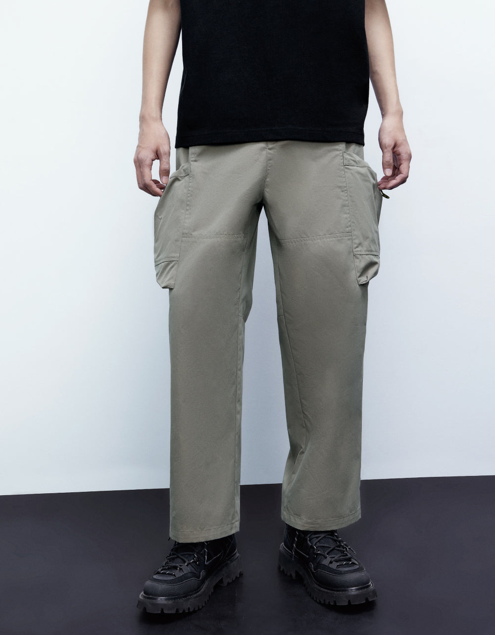 Elastic Waist Pants With Pockets