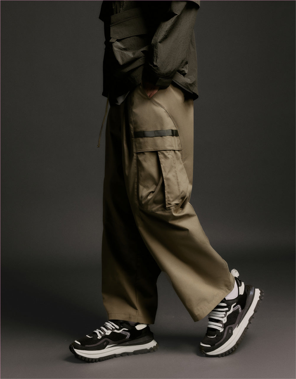 Woven Straight Pants