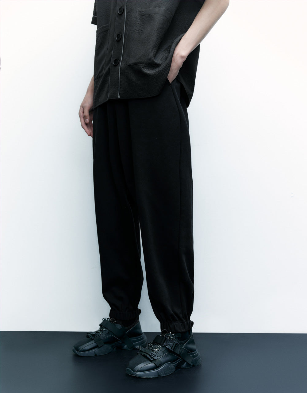 Drawstring Hem Knitted Jogger Pants