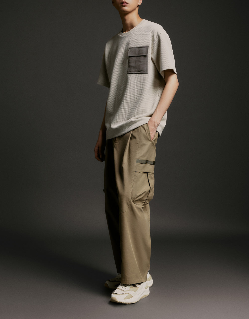 Fake Flap Pocket Textrued T-Shirt