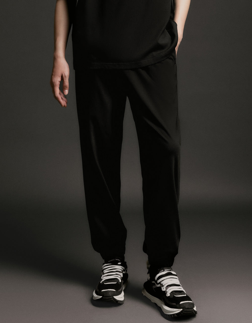 Drawstring Hem Knitted Jogger Pants