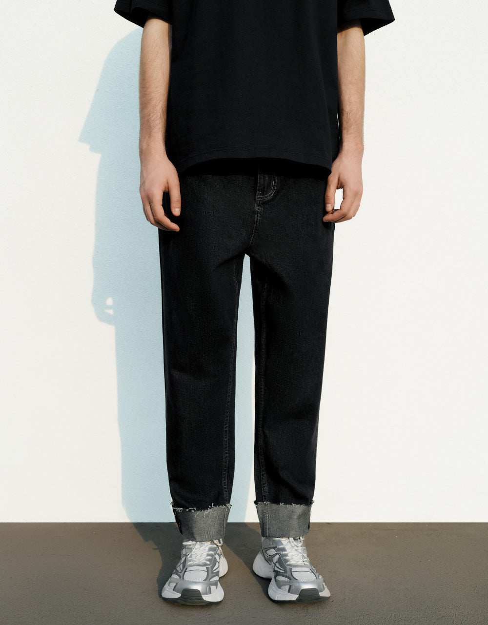 Pocket Detail Straight Jeans