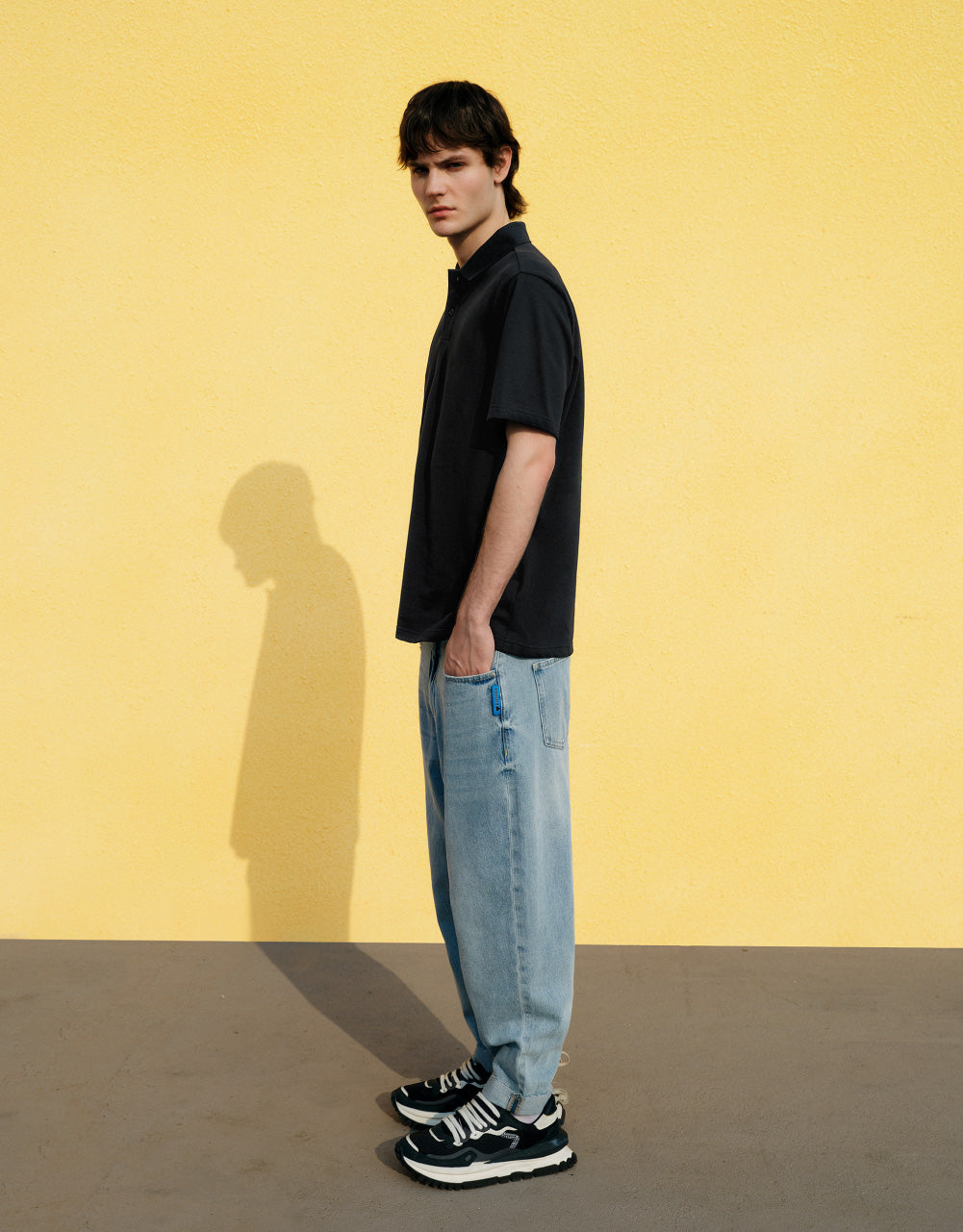 Roll Up Hem Carrot Fit Jeans