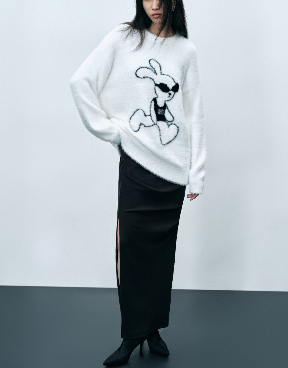 Fluffy Bunny Print Knit Sweatshirt