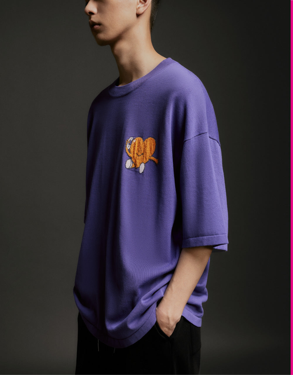 Heart Print Crew Neck Knitted T-Shirt